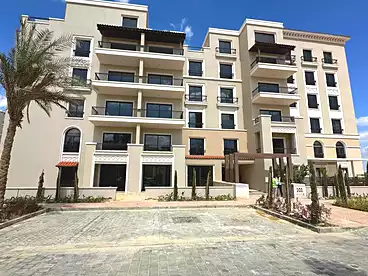 شقق للبيع - 3 غرف - بالدور 4