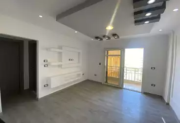 Apartments For sale - 2 rooms - floor 4