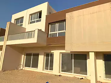 فلل للبيع - 5 غرف