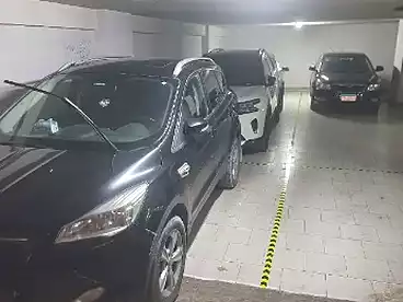 جراج للبيع