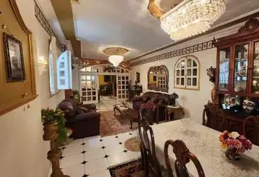 فلل للبيع - 6 غرف