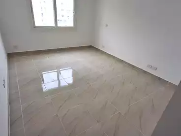 Apartments For sale - 4 rooms