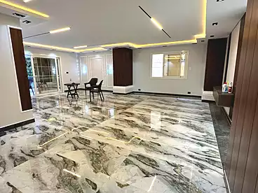 Apartments For sale - 4 rooms - floor 1