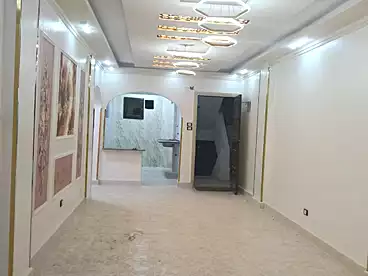شقق للبيع - 3 غرف - بالدور 1
