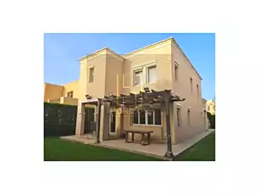 فلل للإيجار - 5 غرف