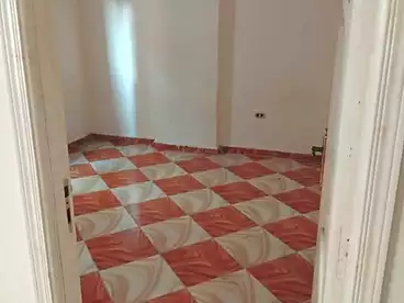 Apartments For sale - 2 rooms - floor 5
