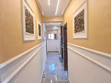 Apartments For sale - 4 rooms - floor 9