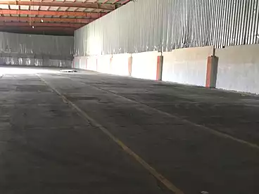 مخازن للإيجار