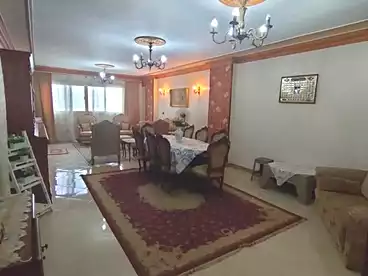عقارات للبيع - 3 غرف - بالدور 8