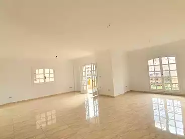 شقق للإيجار - 3 غرف - بالدور 3