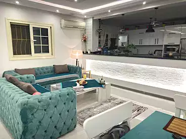 شقق للبيع - 3 غرف - بالدور 1