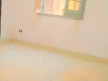 شقق للإيجار - 3 غرف - بالدور 3