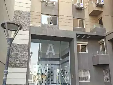 شقق للبيع - 3 غرف - بالدور 1