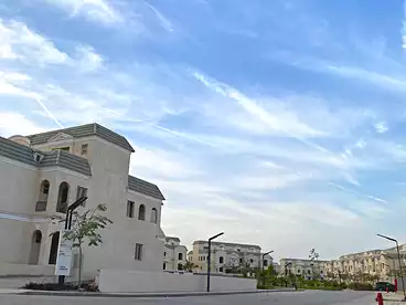 عقارات للبيع - 4 غرف