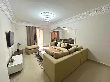 شقق للبيع - 4 غرف - بالدور 2