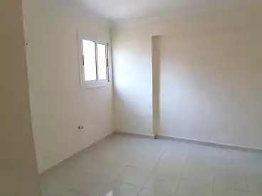 Apartments For sale - 2 rooms - floor 1
