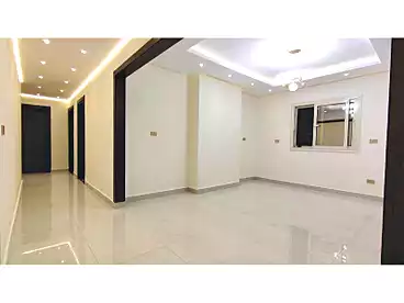 شقق للبيع - 4 غرف - بالدور 4