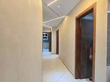 Apartments For sale - 3 rooms - floor 8