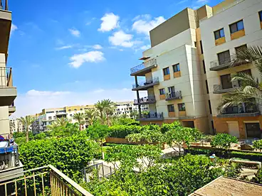 شقق للبيع - 3 غرف - بالدور 2