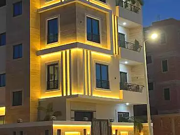 Building For sale - 12 rooms