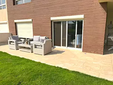 عقارات للبيع - 4 غرف