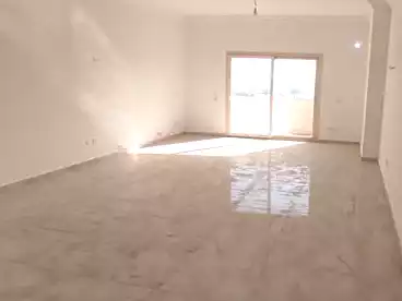 شقق للإيجار - 3 غرف - بالدور 0