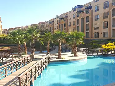 شقق للبيع - 3 غرف - بالدور 2