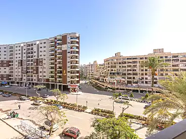 Apartments For sale - 3 rooms - floor 4
