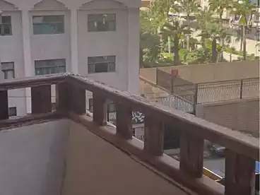 Apartments For sale - 2 rooms - floor 3