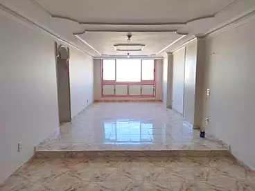 Apartments For rent - 3 rooms - floor 8
