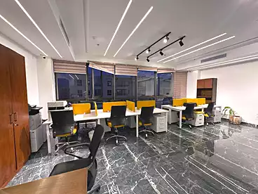 عقارات للبيع - 1 غرف - بالدور 1
