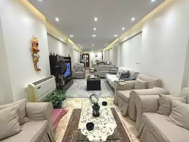 عقارات للبيع - 3 غرف - بالدور 13