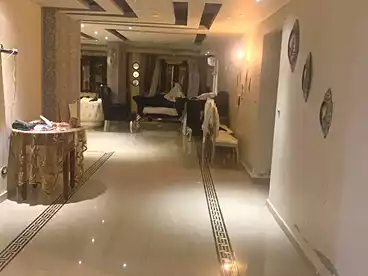 شقق للبيع - 5 غرف - بالدور 8