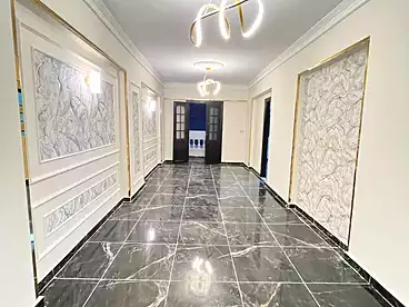 Apartments For sale - 3 rooms - floor 5