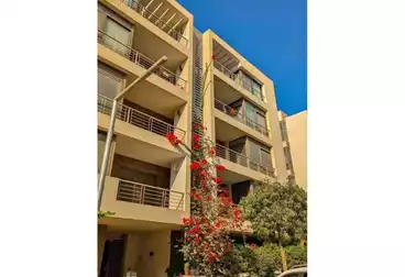 شقق للبيع - 3 غرف - بالدور 1