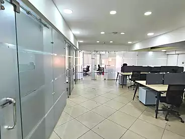 Corporate Branch For rent - 6 rooms - floor 2