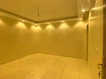 Apartments For rent - 3 rooms - floor 8