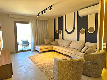 عقارات للبيع - 3 غرف - بالدور 2