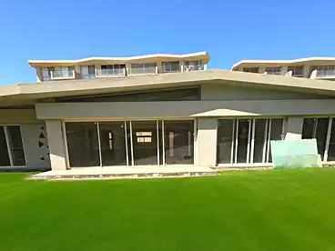 فلل للبيع - 5 غرف