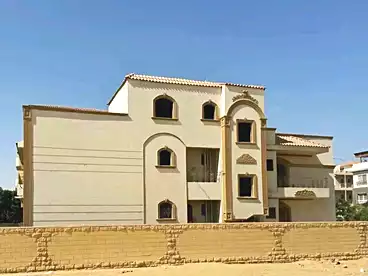 فلل للبيع - 9 غرف