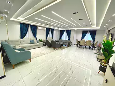 عقارات للبيع - 3 غرف - بالدور 4