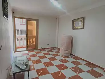 عقارات للبيع - 3 غرف - بالدور 10