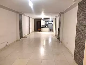 مكاتب للإيجار - 3 غرف - بالدور 4