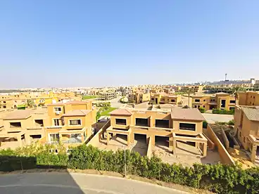 شقق للبيع - 3 غرف - بالدور 4