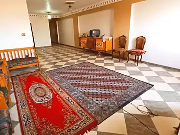 عقارات للبيع - 3 غرف - بالدور 15