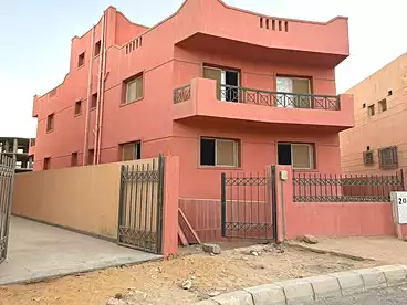 فلل للبيع - 12 غرف