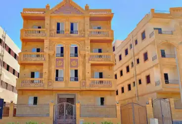 عقارات للبيع - 3 غرف - بالدور 0