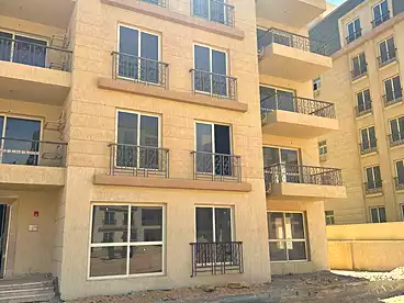 شقق للبيع - 2 غرف - بالدور 0