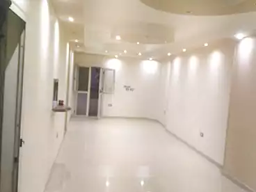 شقق للبيع في شارع المجزر الالي، اللبيني، 160 متر