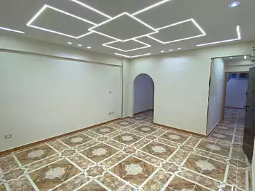 شقق للبيع - 3 غرف - بالدور 1